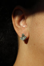 Load image into Gallery viewer, Sterling stud Earrings