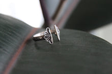 Load image into Gallery viewer, Open Sterling Pinky/Midi Ring
